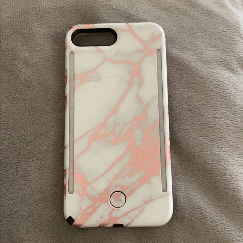 Lumee iPhone 8 Plus selfie case with charging cord